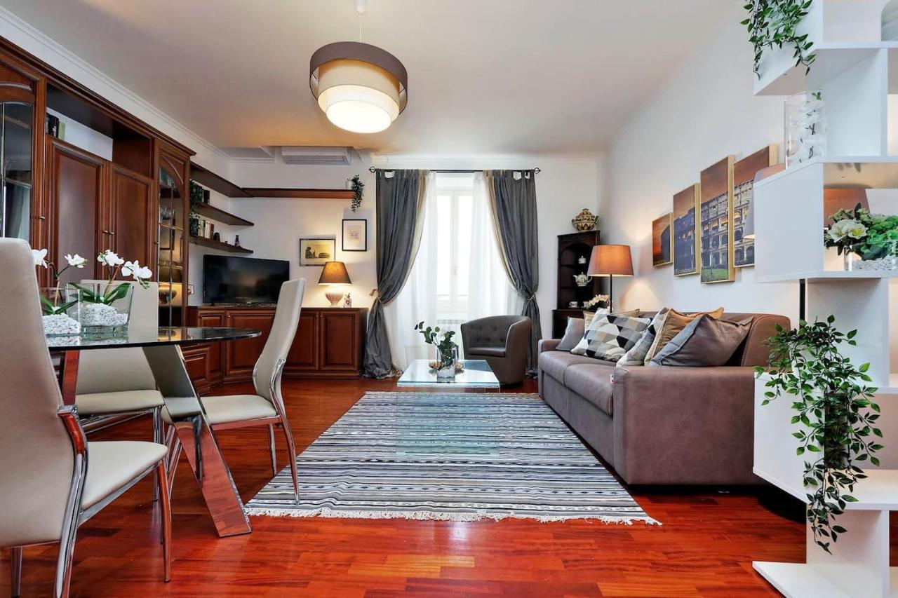 Colosseo Sunset Apartment Рим Екстер'єр фото