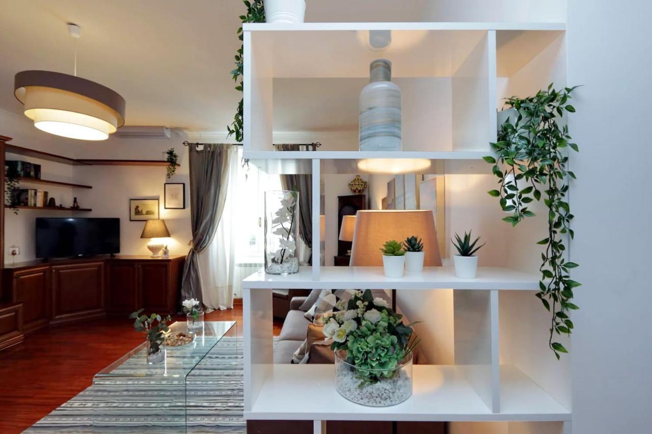 Colosseo Sunset Apartment Рим Екстер'єр фото
