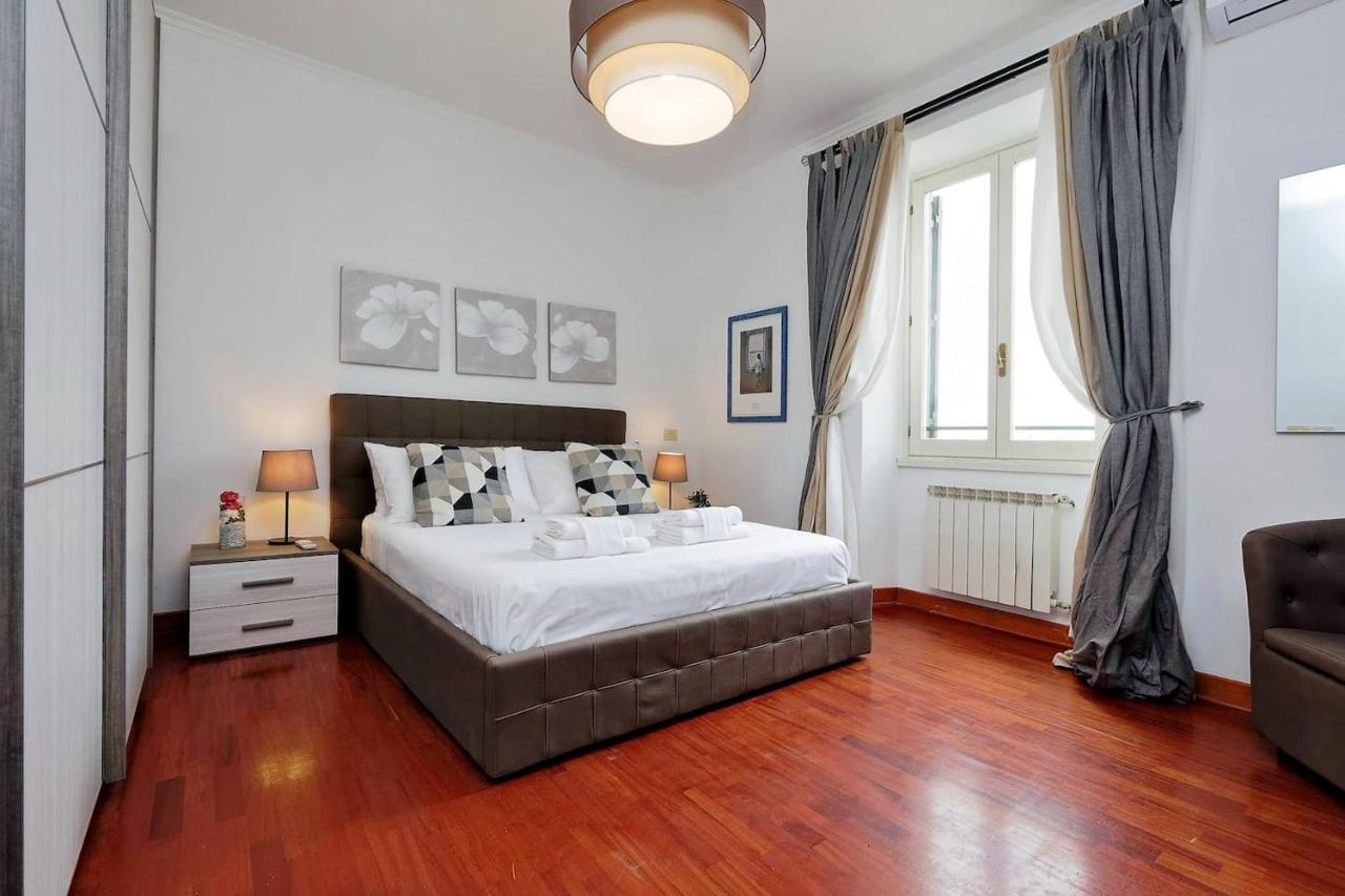 Colosseo Sunset Apartment Рим Екстер'єр фото