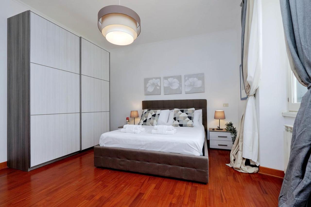 Colosseo Sunset Apartment Рим Екстер'єр фото